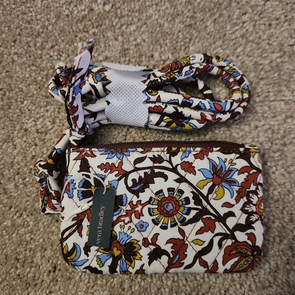 NEW Vera Bradley Floral Wristlet